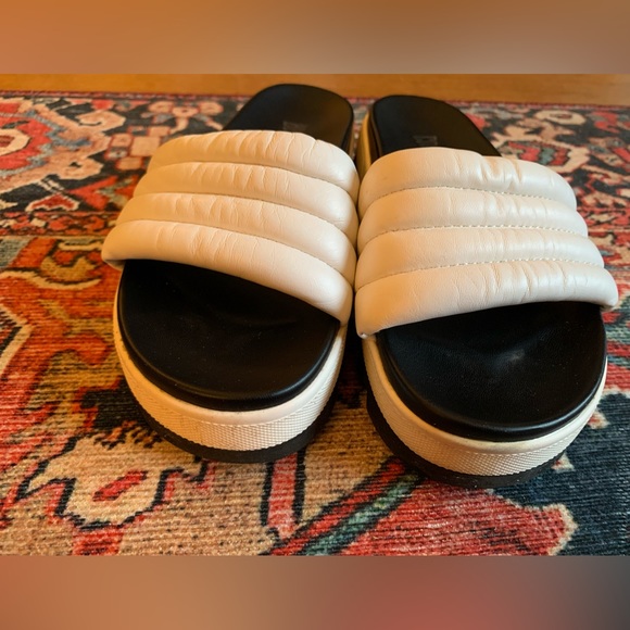 Cougar Prato Leather Slides Size 8 - Picture 6 of 12